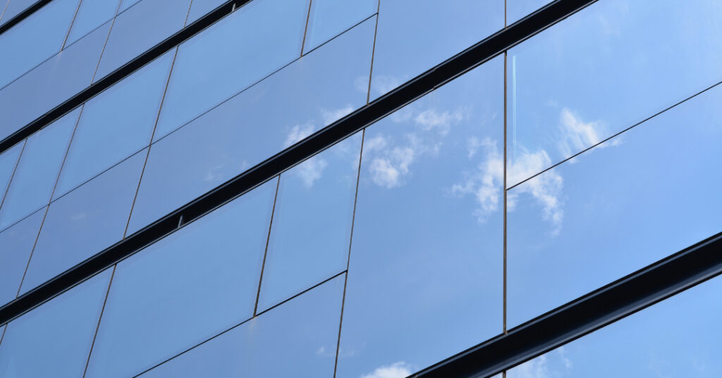 fachada de vidro em Anápolis